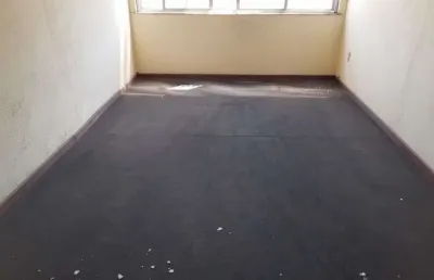 Vendo 2 lojas 70m² e 54m² + sobrado + área livre 250m²