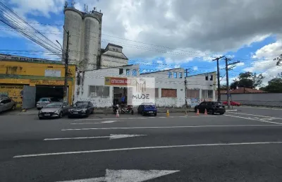 Galpão comercial de 672 m² - ao lado do porto codeba, localização privilegiada no coração do comércio em salvador