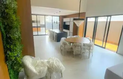 Lindo sobrado com piscina jardim matarazzo 3 dormitórios