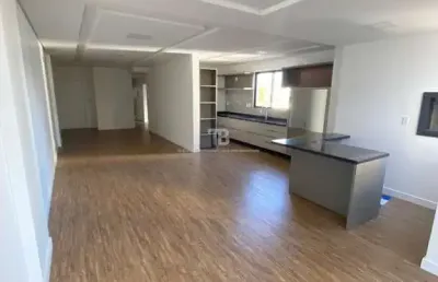 Apartamento semimobiliado com 3 suítes e 3 vagas no centro de chapecó