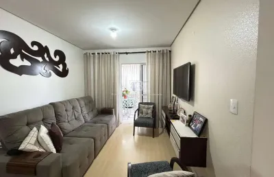 Apartamento semimobiliado no presidente médici com 3 quartos e 1 suíte