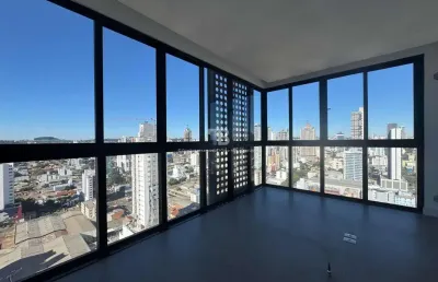 Apartamento novo com 2 quartos, 2 vagas e vista no centro de chapecó