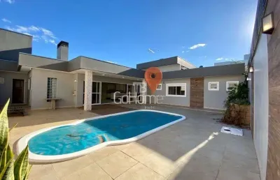 Casa moderna e semimobiliada: 3 quartos, próximo justiça federal