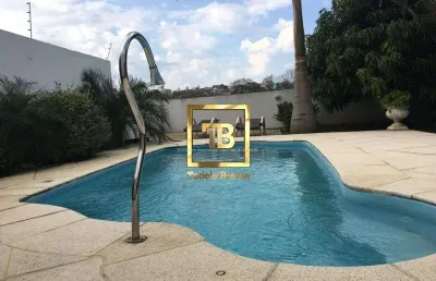 Casa semimobiliada com 3 quartos, piscina e edícula no universitário, chapecó