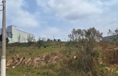 Casa à venda na Avenida São Paulo, Vila Bela, Franco da Rocha