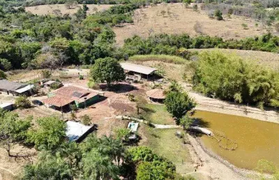 Chacara 3 alqueires fundo rio dourado aragoiania go