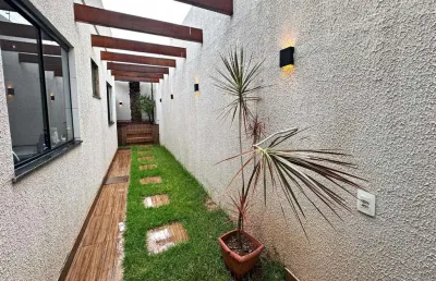 Casa de 2 qtos e 2 banheiros perto do anel viário por 380 mil