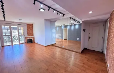 Belíssimo apartamento, em condomínio central de fácil acesso