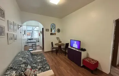 Imóvel  70 m² , 2 quartos, totalmente reformado a apenas 10 metros do aterro do flamengo!