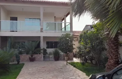 Vicente pires, condomínio, sobrado 4 quartos sendo 1 no terréo. aceita permuta.