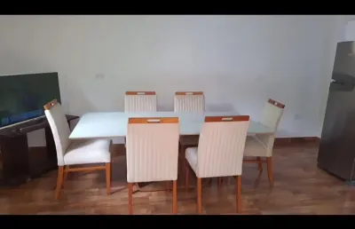 Casa aconchegante com 2 quartos – pronta para morar!