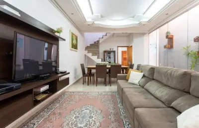 Casa com 3 quartos à venda na Rua Floriano Peixoto, 00, Vila Romanópolis, Ferraz de Vasconcelos