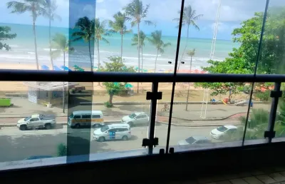 Apartamento com 363m²,  à venda na avenida boa viagem com 4 quartos, 4 suítes, 4 vagas, ótima localização.