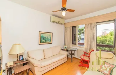 Apartamento com 3 quartos à venda na rua comendador azevedo, 464, floresta, porto alegre por r$ 299.000