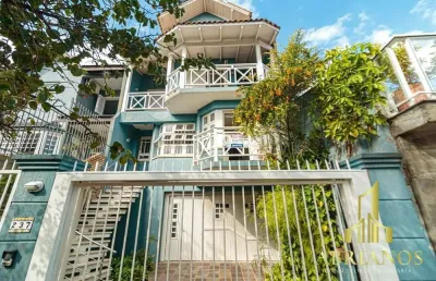Casa com 4 quartos à venda na rua joão berutti, 237, chácara das pedras, porto alegre por r$ 2.498.000