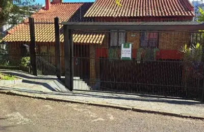 Casa com 3 quartos à venda na travessa nova trento, 407, tristeza, porto alegre por r$ 790.000