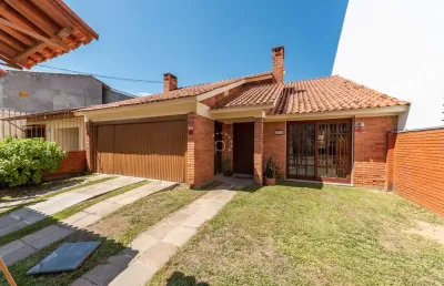 Casa com 3 quartos à venda na rua fernando borba, 313, ipanema, porto alegre por r$ 848.000