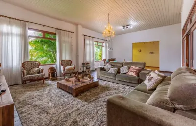 Casa em condomínio fechado com 3 quartos à venda na avenida firmino octávio bimbi, 255, cavalhada, porto alegre por r$ 1.290.000