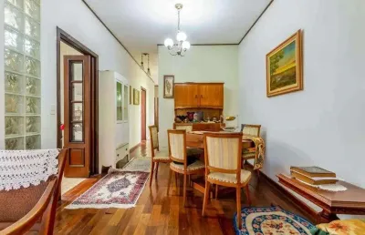Imperdível sobrado à venda em são paulo-sp, bosque da saúde: 2 quartos, 1 suíte, 2 salas, 2 banheiros, 2 vagas, 197m²!