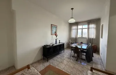 1 dormitórios 60m² embaré,1 vaga suficiente,pertinho da praia