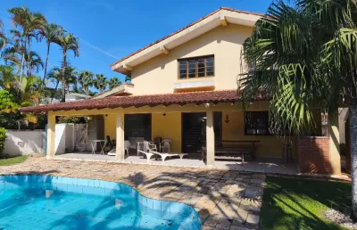 Casa de esquina com 05 suítes a venda no jardim acapulco na praia do pernambuco, guarujá, sp