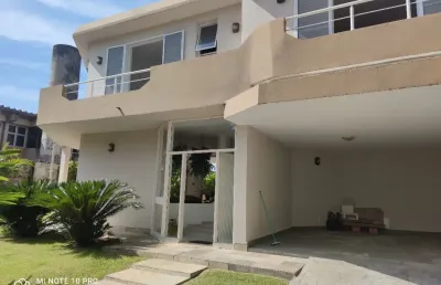 Casa a venda com 8 suites a 50mts da praia do pernambuco guaruja sp