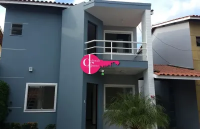 Casa duplex em condomínio fechado na santa monica 2  feira de santana