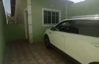 Casa á venda com 2 dormitórios,  com 93m² em o pequeno coração por r$ 415.000.  imóvel residencial em itaquaquecetuba/sp.