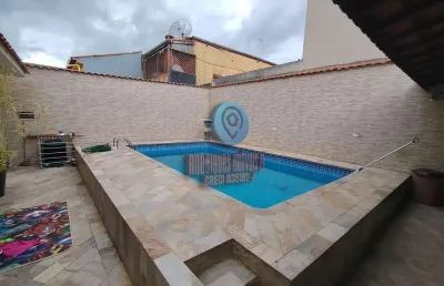 Oportunidade! sobrado com 304m², piscina aquecida, churrasqueira e muito conforto