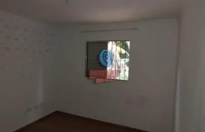 Sobrado charmoso com 2 dormitórios em localização estratégica: conforto, segurança e preço imperdível!'