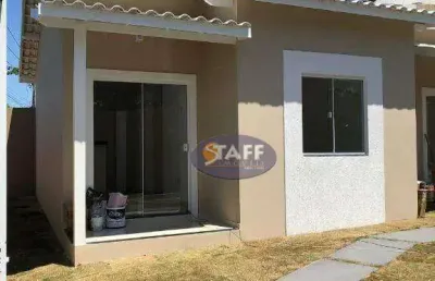 Linda casa 2 quartos pronta na estrada do guriri em cabo frio!!!