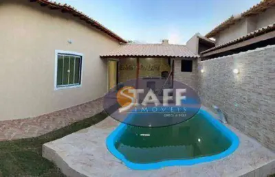 Linda casa 3 quartos sendo 1 suite  na planta dentro de condomínio lado praia em unamar cabo frio!