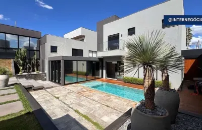 Casa alto padrão à venda no condomínio ecogarden  esquina com vista para o bosque