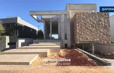 Casa em condomínio fechado com 4 quartos à venda na Estrada Romeirinha, 2413, Jardins de Monet Residence, Maringá