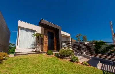 Casa nova de alto padrão em pareci novo no loteamento bosque da fugueira