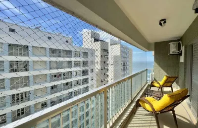 Apartamento à venda na praia das pitangueiras com 3 quartos ( 1 suíte ) e 2 vagas.