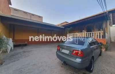 Casa com 3 quartos à venda na Rua Palmares, Laranjeiras, Betim