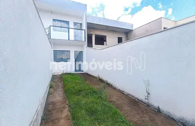 Casa com 3 quartos à venda na Rua Eurico Hermógenes de Oliveira, Residencial Lagoa, Betim