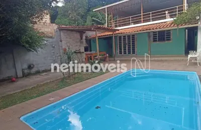 Casa com 3 quartos à venda na Rua Heliotrópio, Nossa Senhora de Fátima, Betim