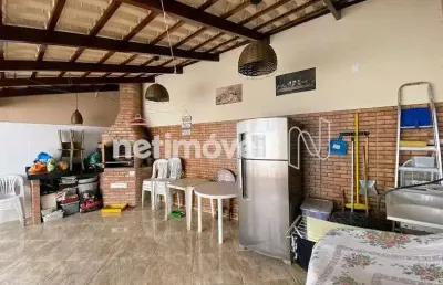 Casa com 2 quartos à venda na Rua das Quaresmeiras, Betim Industrial, Betim