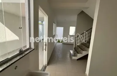 Casa com 3 quartos à venda na Vila Cristina, Betim 