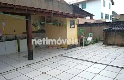 Casa com 3 quartos à venda na Rua dos Coqueiros, Alto das Flores, Betim