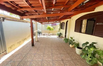 Casa com 3 quartos à venda na Rua Guayana, Parque Amazônia, Goiânia