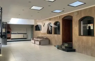 Sobrado à venda na vila carrão, com 3 suítes, lavabo e 4 vagas. quintal com churrasqueira e ar condicionado em todos os cômodos.