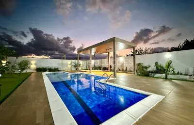 Casa 4 suítes, armários planejados + piscina + sótão + terreno 615m² | condomínio alto da boa vista, sobradinho/df