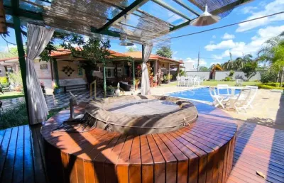 Condomínio rk - casa 5 quartos ( 2 suítes), cozinha c/ planejados, pergolado c/ ofurô | cond. rk