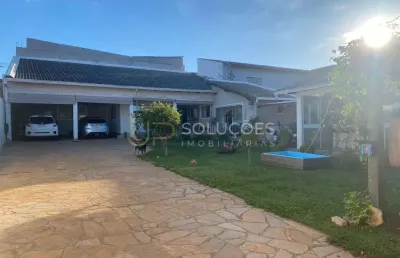 Condomínio rk - casa 2 quartos (suíte) + área gourmet c/ churrasqueira + armários  | condomínio rk
