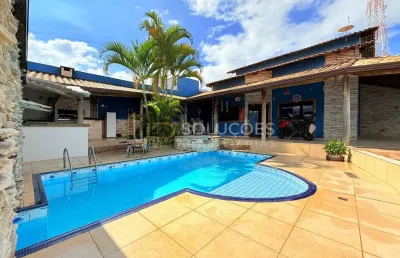 Condomínio asa branca - casa 3 suítes, área gourmet c/ churrasqueira + piscina | cond. asa branca