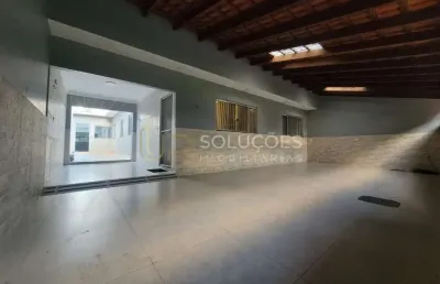 Casa 3 quartos (suíte c/ closet) + cozinha planejada | quadra 01 | sobradinho-df