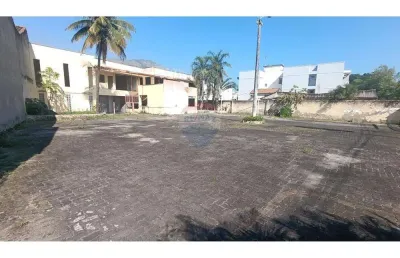 'casa comercial a venda por r$ 2.500.000,00, com 250m² de área construída, ideal para investimento em padre miguel rio de janeiro, rj.